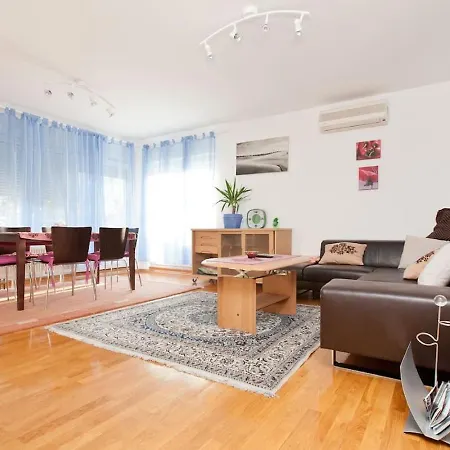 Deluxe Trsje Apartments Zagreb Exterior photo